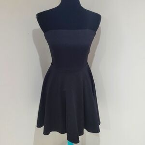 Lulu's Black Strapless Dress